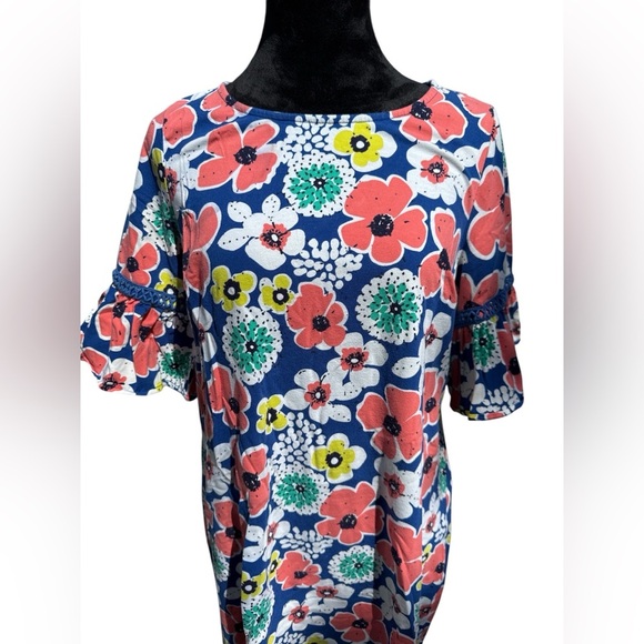 Crown & Ivy Petite Floral Print Dress with Ruffle Sleeves size PL - Picture 2 of 11